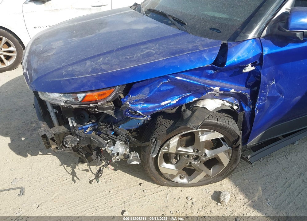 2024 HYUNDAI VENUE VIN: KMHRC8A35RU294647