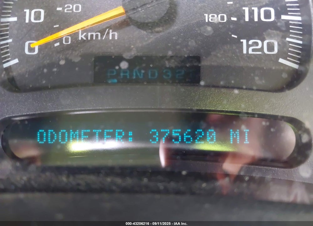 2004 CHEVROLET SUBURBAN 1500 LT VIN: 1GNFK16Z44J180705