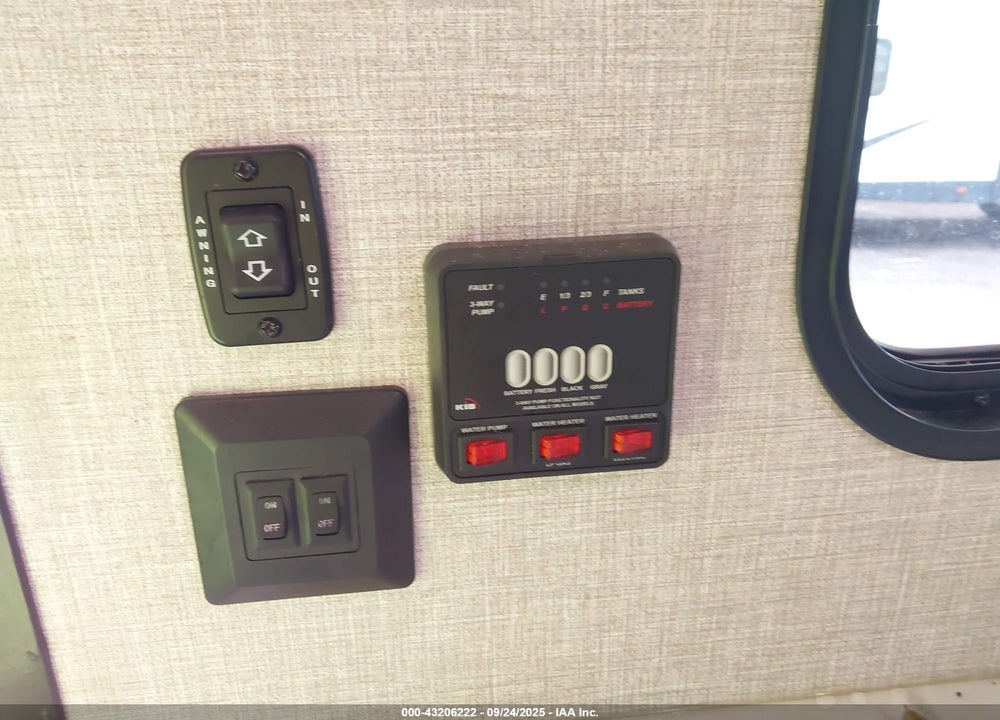 2022 JAYCO JAYFL184BH VIN: 1UJBJ0BL7N17Z1142