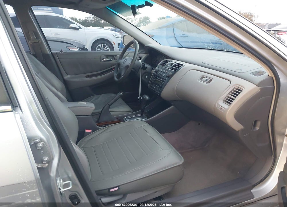 2002 HONDA ACCORD 2.3 EX VIN: JHMCG66092C013154