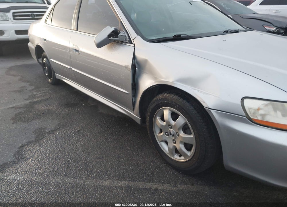 2002 HONDA ACCORD 2.3 EX VIN: JHMCG66092C013154