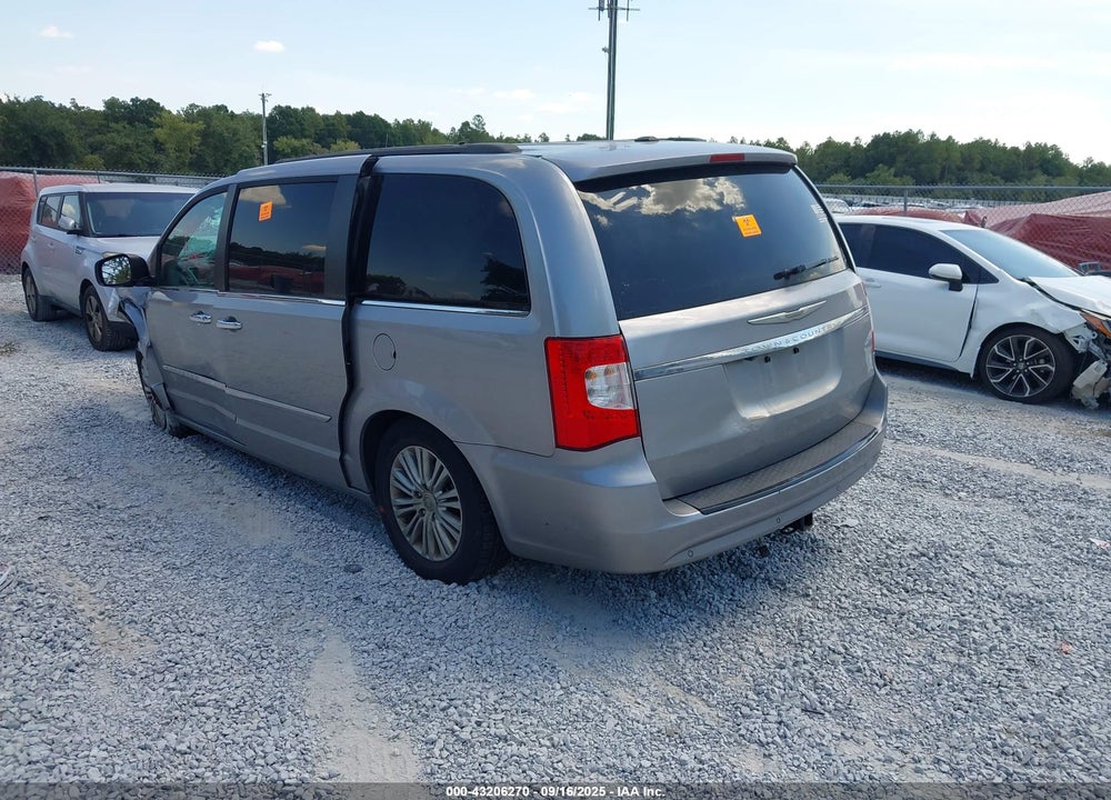 2016 CHRYSLER TOWN & COUNTRY TOURING-L ANNIVERSARY EDITION VIN: 2C4RC1CG1GR302684