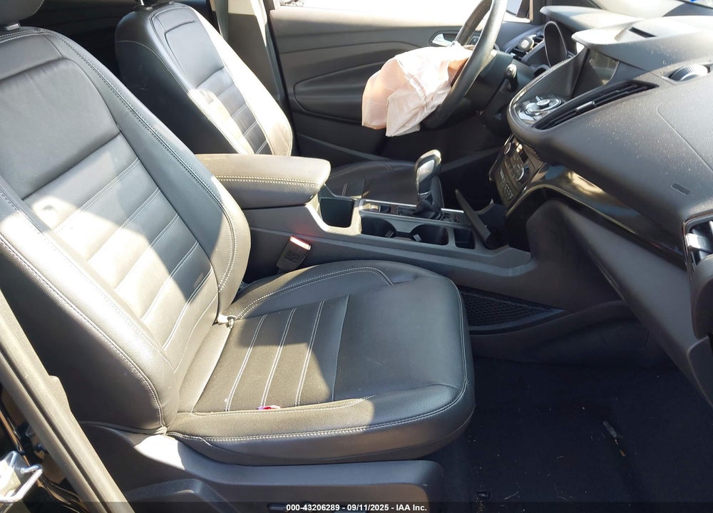 2018 FORD ESCAPE VIN: 1FMCU9J96JUB41969