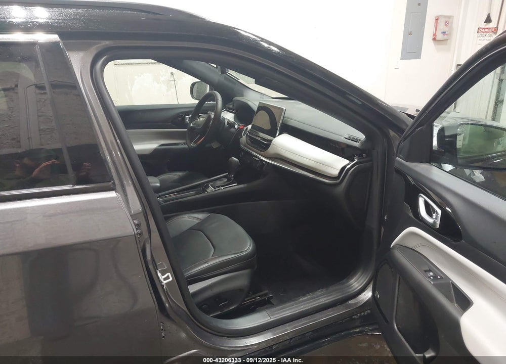 2023 JEEP COMPASS LIMITED 4X4 VIN: 3C4NJDCN4PT568220