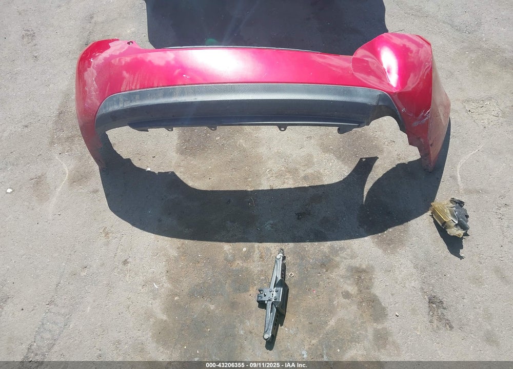 2015 TOYOTA COROLLA VIN: 5YFBURHE7FP180948