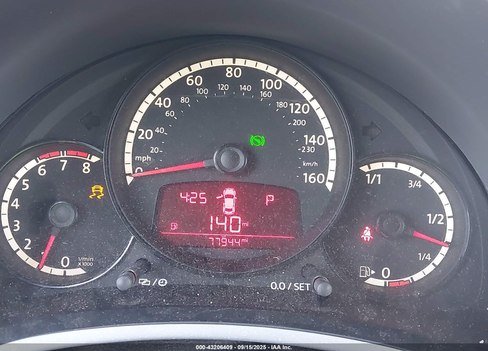 2013 VOLKSWAGEN BEETLE VIN: 3VW5P7AT9DM831631
