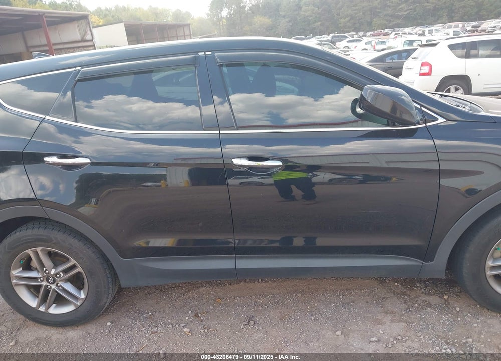 2017 HYUNDAI SANTA FE VIN: 5NMZT3LB0HH040166