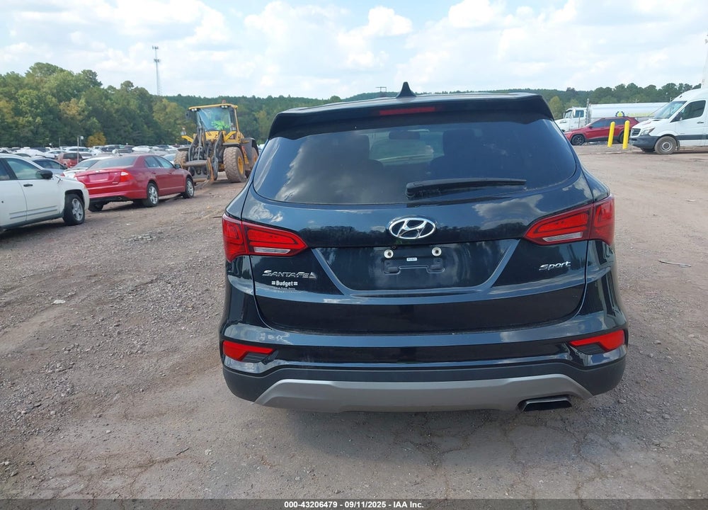 2017 HYUNDAI SANTA FE VIN: 5NMZT3LB0HH040166