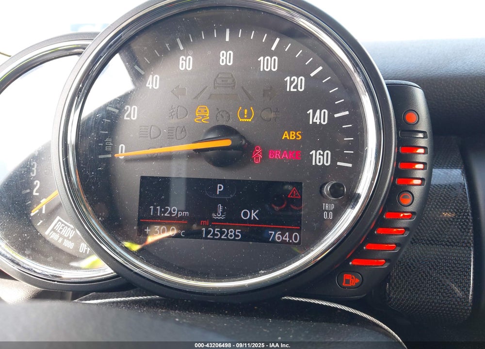 2015 MINI HARDTOP COOPER VIN: WMWXS5C55FT830135