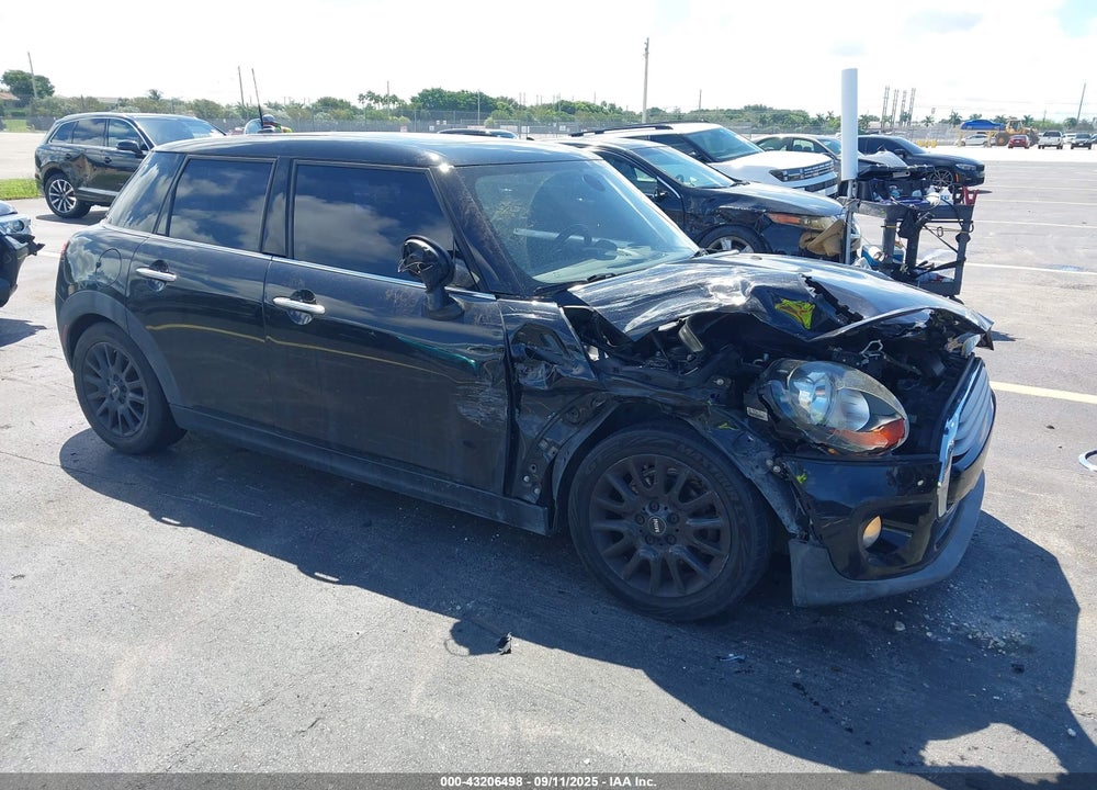 2015 MINI HARDTOP COOPER VIN: WMWXS5C55FT830135