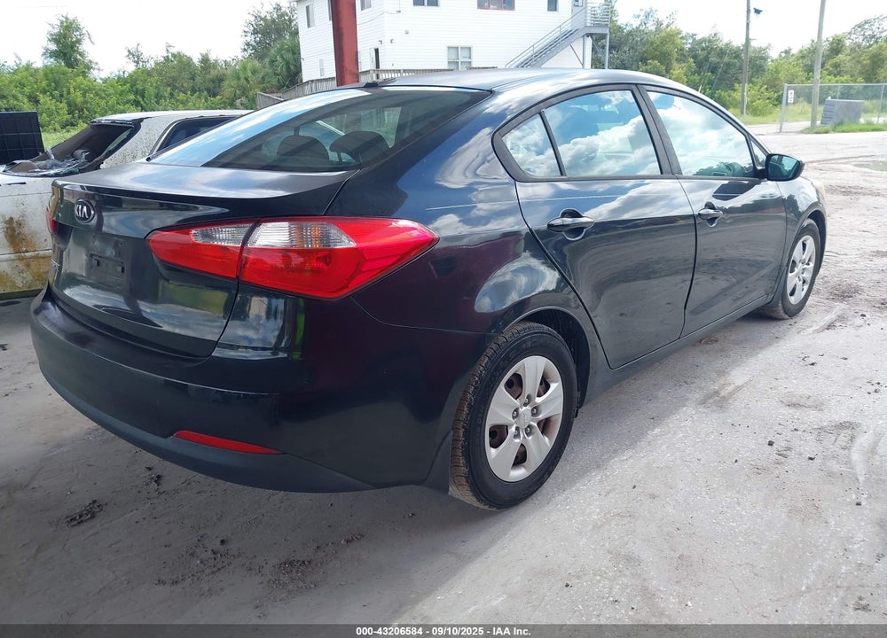2016 KIA FORTE VIN: KNAFK4A6XG5615485