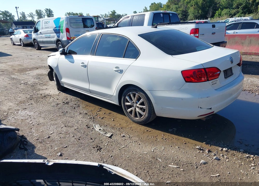 2013 VOLKSWAGEN JETTA VIN: 3VWDP7AJ9DM356105