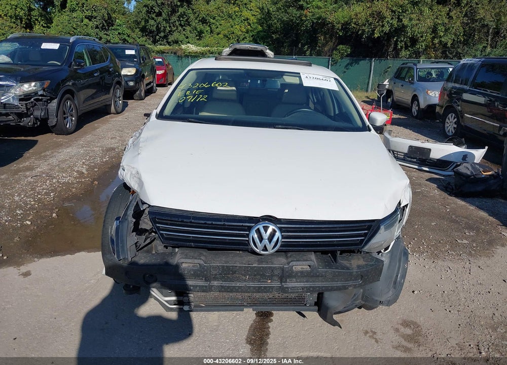 2013 VOLKSWAGEN JETTA VIN: 3VWDP7AJ9DM356105