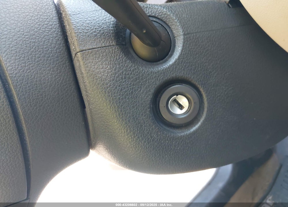 2013 VOLKSWAGEN JETTA VIN: 3VWDP7AJ9DM356105