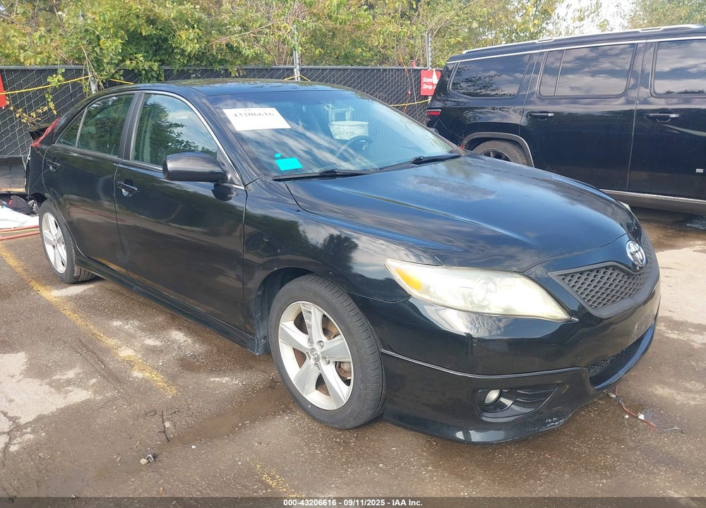 2011 TOYOTA CAMRY SE VIN: 4T1BF3EK9BU737823