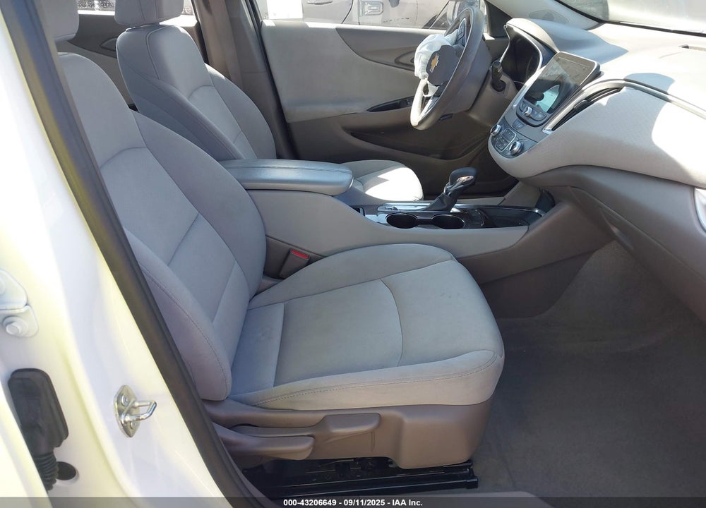 2022 CHEVROLET MALIBU VIN: 1G1ZD5ST9NF131313