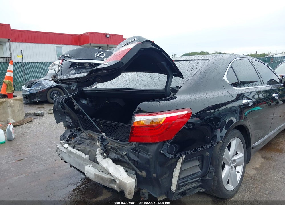 2010 LEXUS LS 460 VIN: JTHCL5EF9A5008888