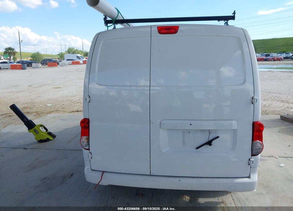 2016 NISSAN NV 200 VIN: 3N6CM0KN6GK697782