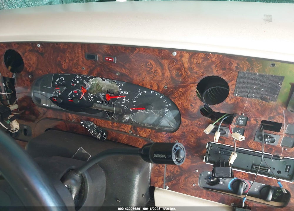 1999 FORD F550 SUPER DUTY STRIPPED CHASS VIN: 3FCNF53S3XJA25157
