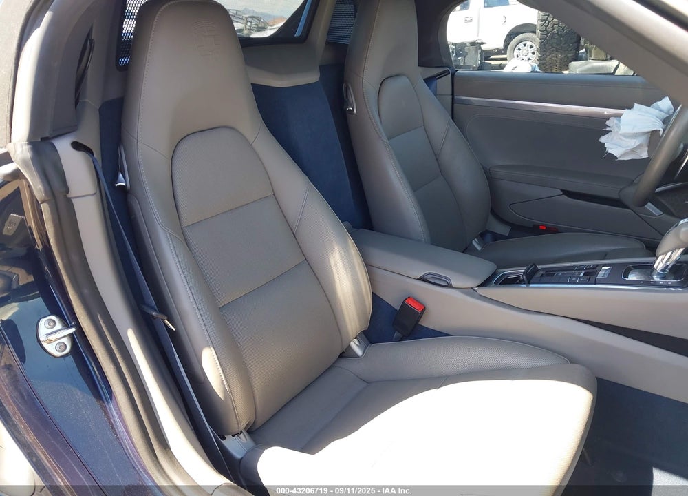 2014 PORSCHE BOXSTER VIN: WP0CA2A81ES121027