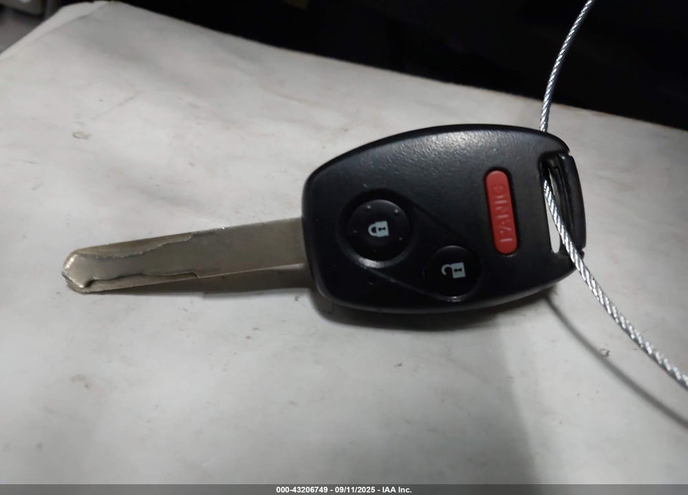 2010 HONDA CIVIC VIN: 19XFA1F57AE028435