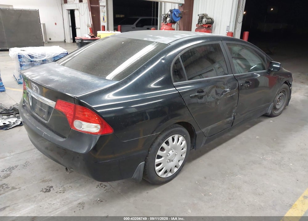 2010 HONDA CIVIC VIN: 19XFA1F57AE028435