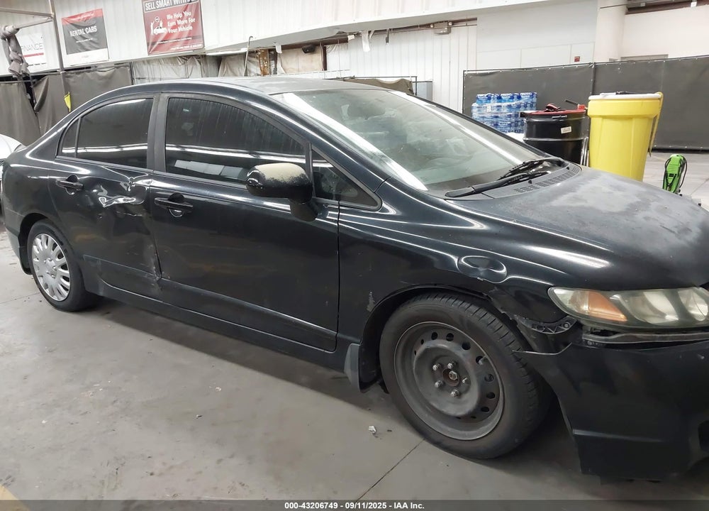 2010 HONDA CIVIC VIN: 19XFA1F57AE028435