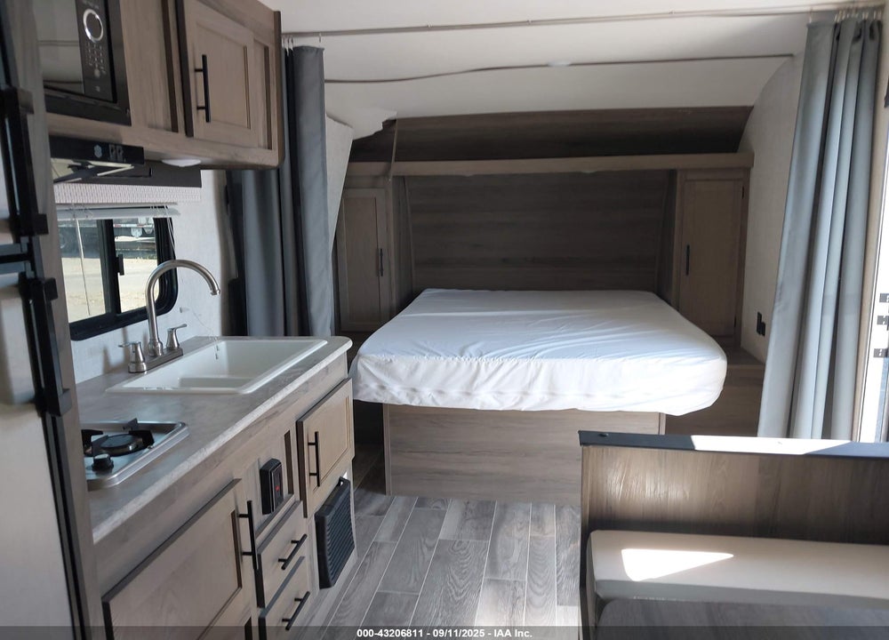 2021 GULF STREAM AMERI-LITE 248BH VIN: 1NL1G2726M6007454
