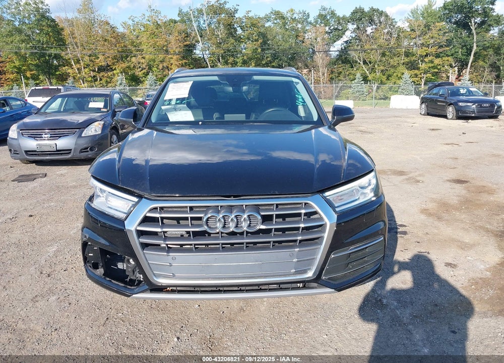 2020 AUDI Q5 PREMIUM 45 TFSI QUATTRO S TRONIC/TITANIUM PREMIUM 45 TFSI QUATTRO S TRONIC VIN: WA1ANAFY9L2042985