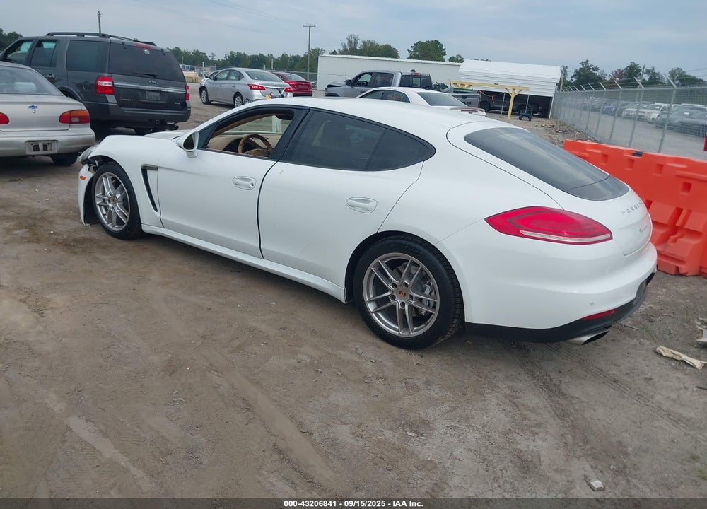 2014 PORSCHE PANAMERA 4 VIN: WP0AA2A75EL008092