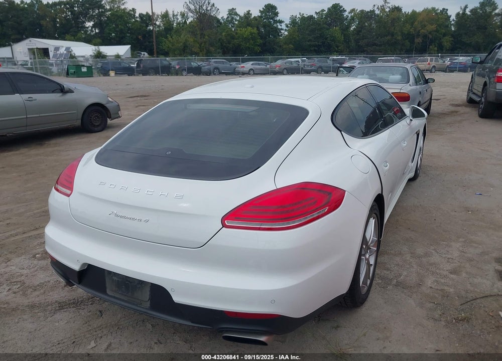 2014 PORSCHE PANAMERA 4 VIN: WP0AA2A75EL008092