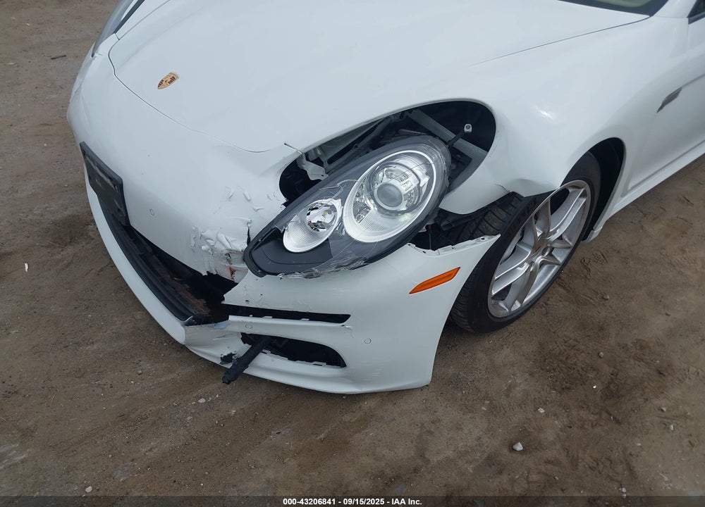 2014 PORSCHE PANAMERA 4 VIN: WP0AA2A75EL008092
