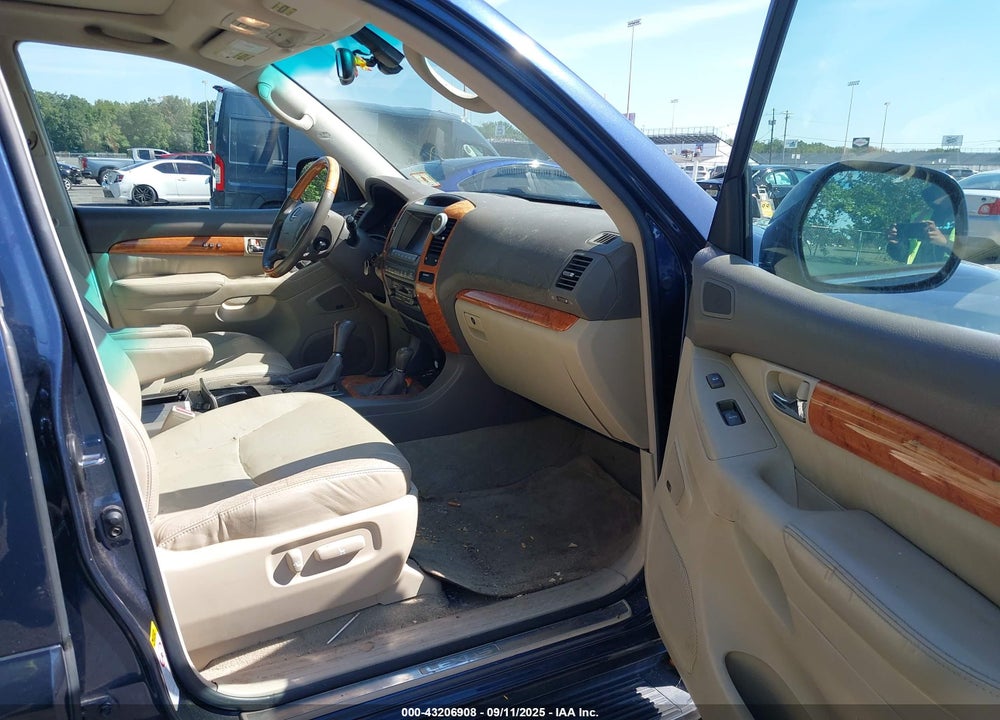 2004 LEXUS GX 470 VIN: JTJBT20X240050183