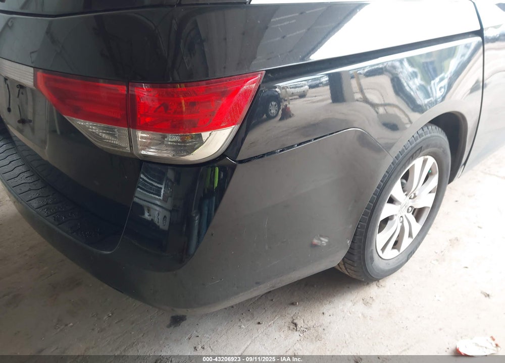 2015 HONDA ODYSSEY EX-L VIN: 5FNRL5H66FB116592