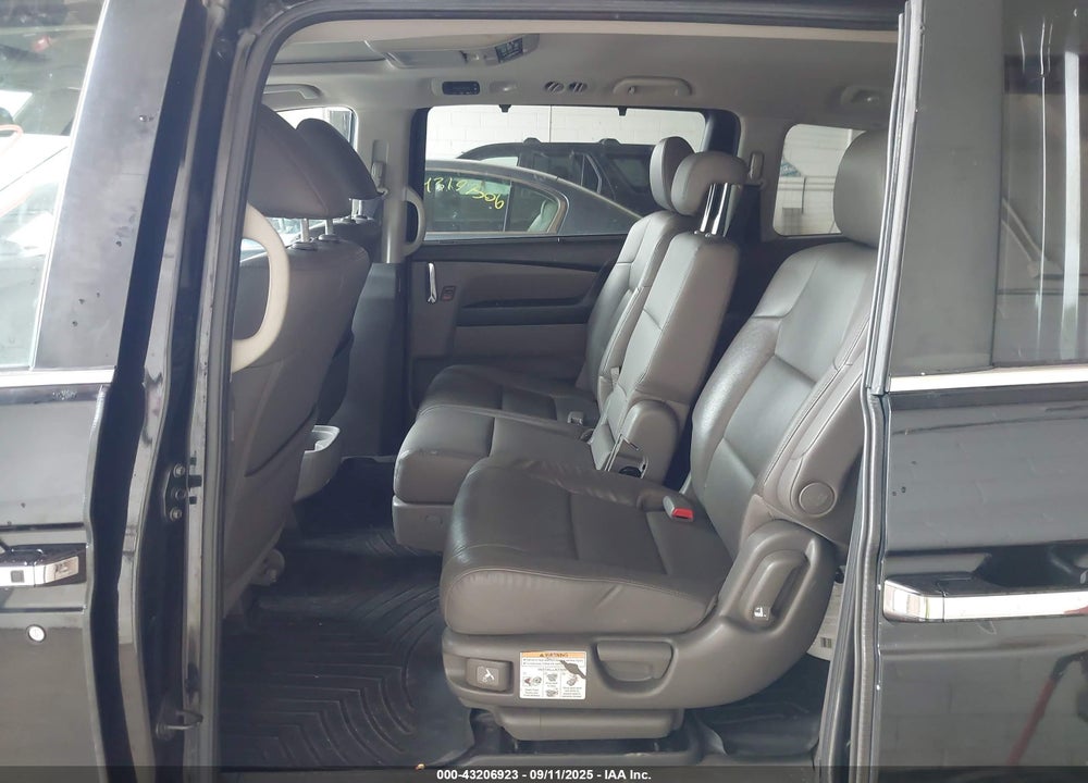 2015 HONDA ODYSSEY EX-L VIN: 5FNRL5H66FB116592