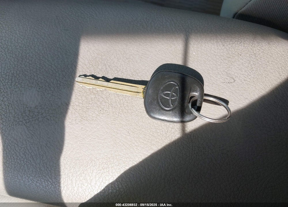 2009 TOYOTA RAV4 VIN: 2T3BF33V99W004542
