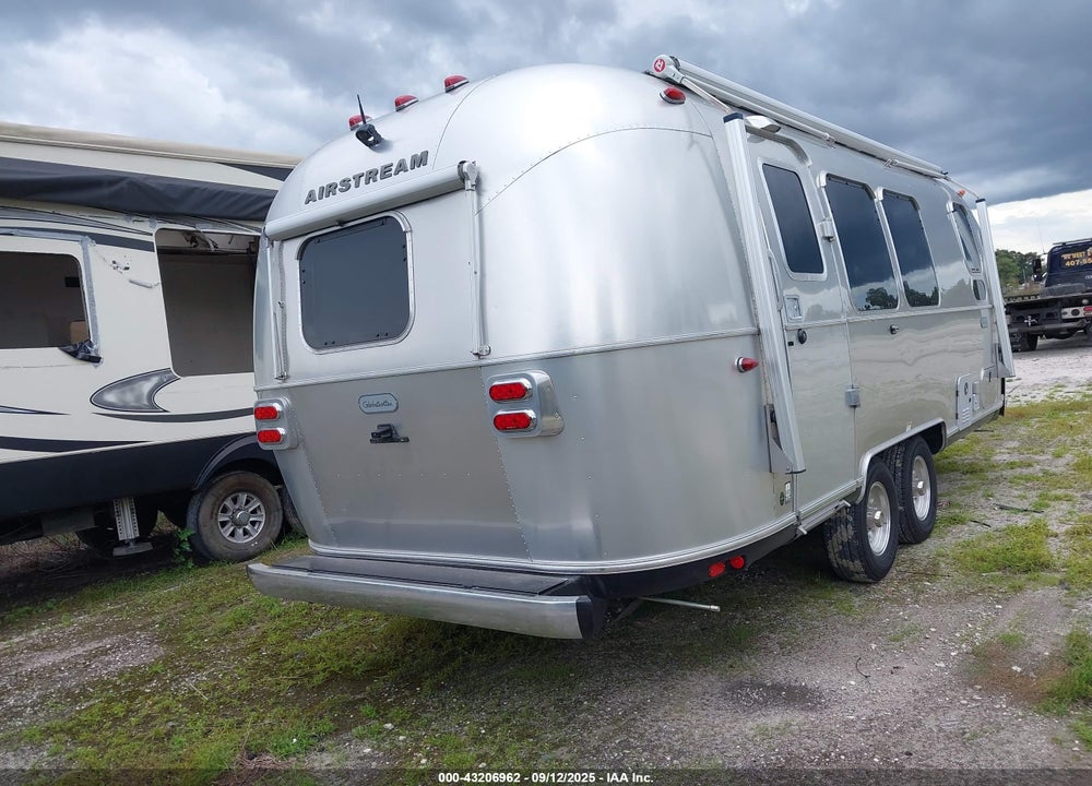 2022 AIRSTREAM OTHER VIN: 1STKNYG29NJ560781