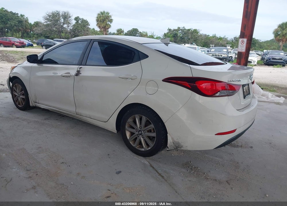 2014 HYUNDAI ELANTRA VIN: 5NPDH4AE7EH519164