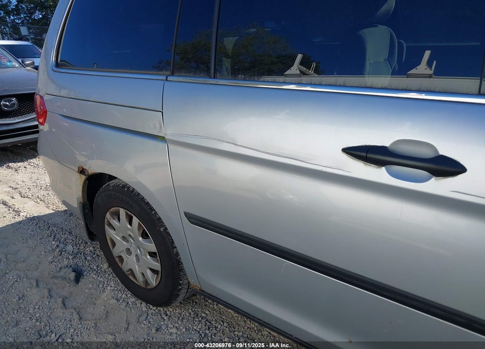 2010 HONDA ODYSSEY LX VIN: 5FNRL3H20AB060482