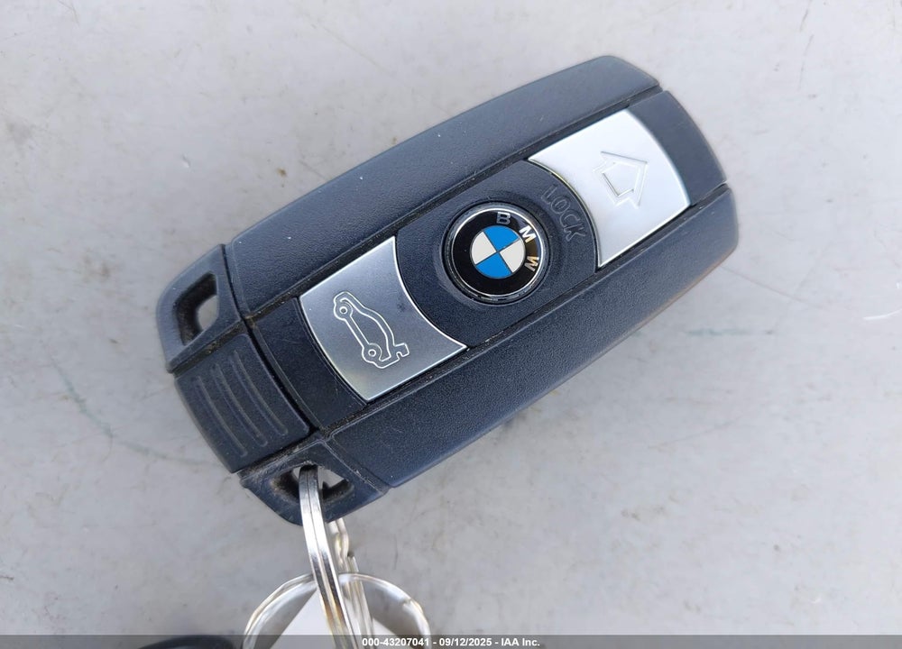 2007 BMW 328I VIN: WBAVA33567KX75653