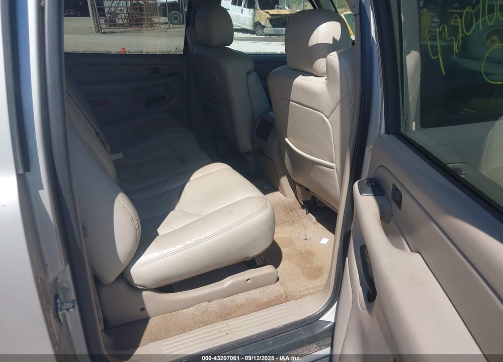 2004 CHEVROLET SUBURBAN 1500 Z71 VIN: 3GNFK16Z54G211588