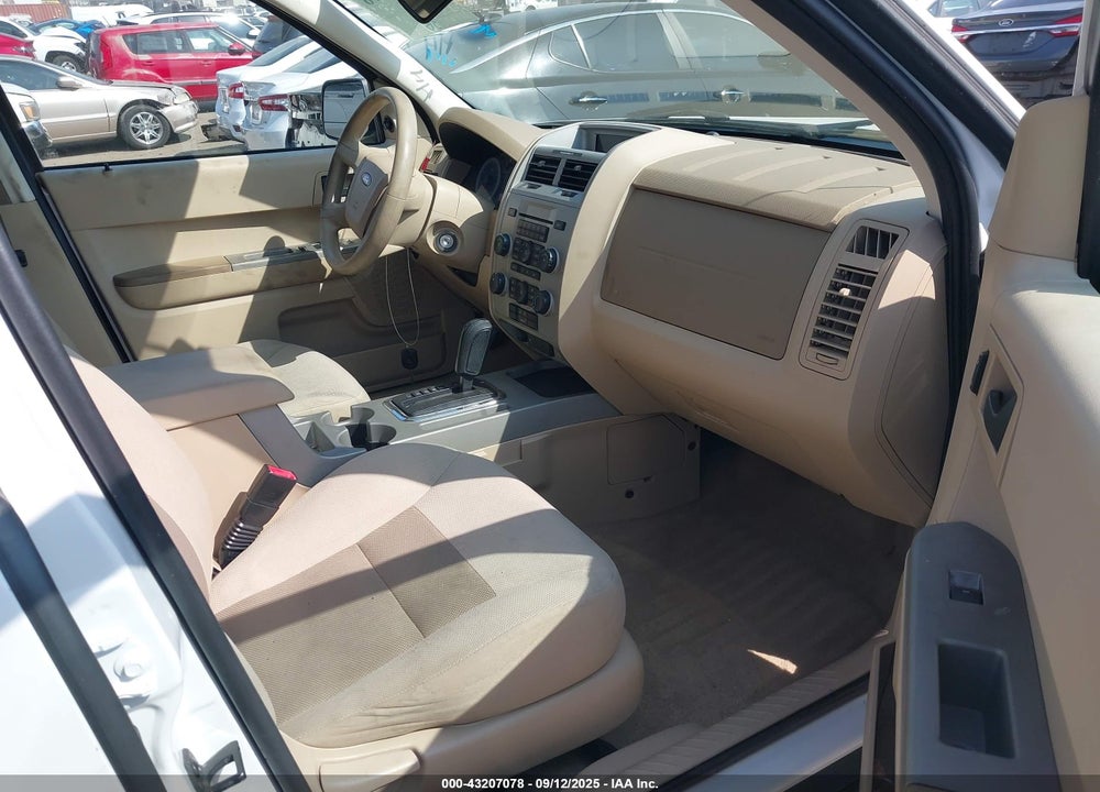 2008 FORD ESCAPE XLT VIN: 1FMCU03108KC67477