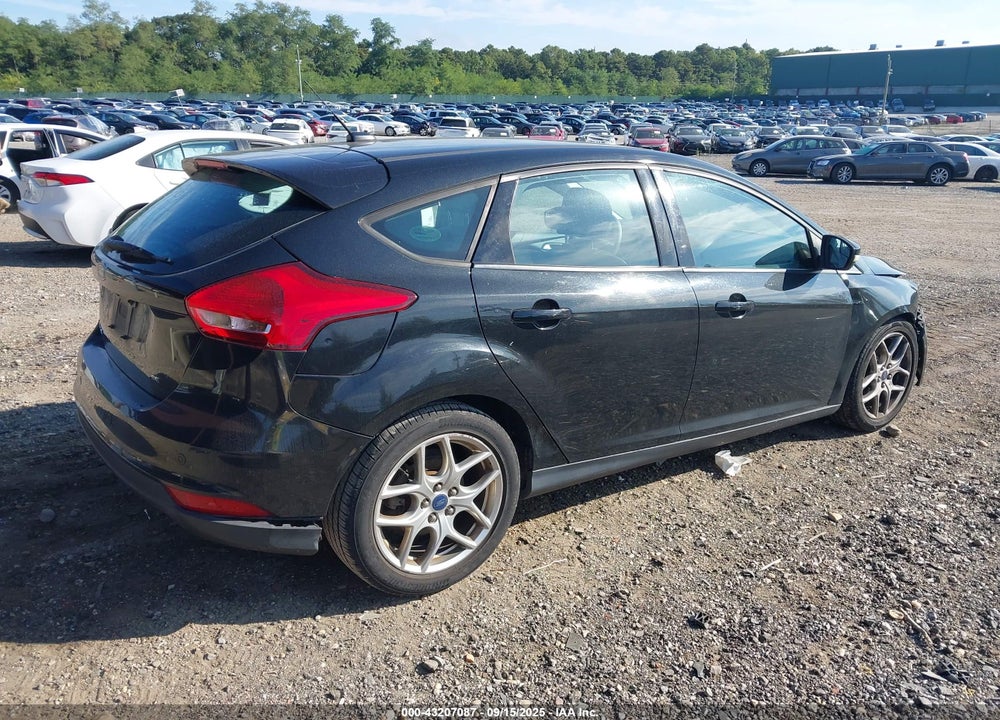 2015 FORD FOCUS VIN: 1FADP3K26FL213335