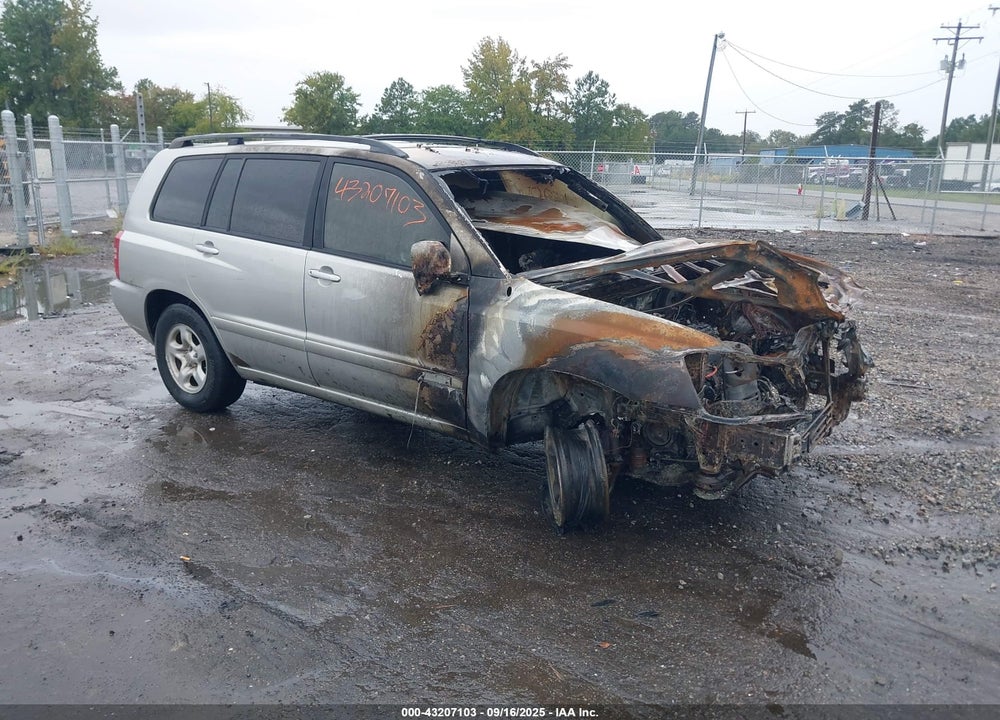 2003 TOYOTA HIGHLANDER VIN: JTEGD21A730063182
