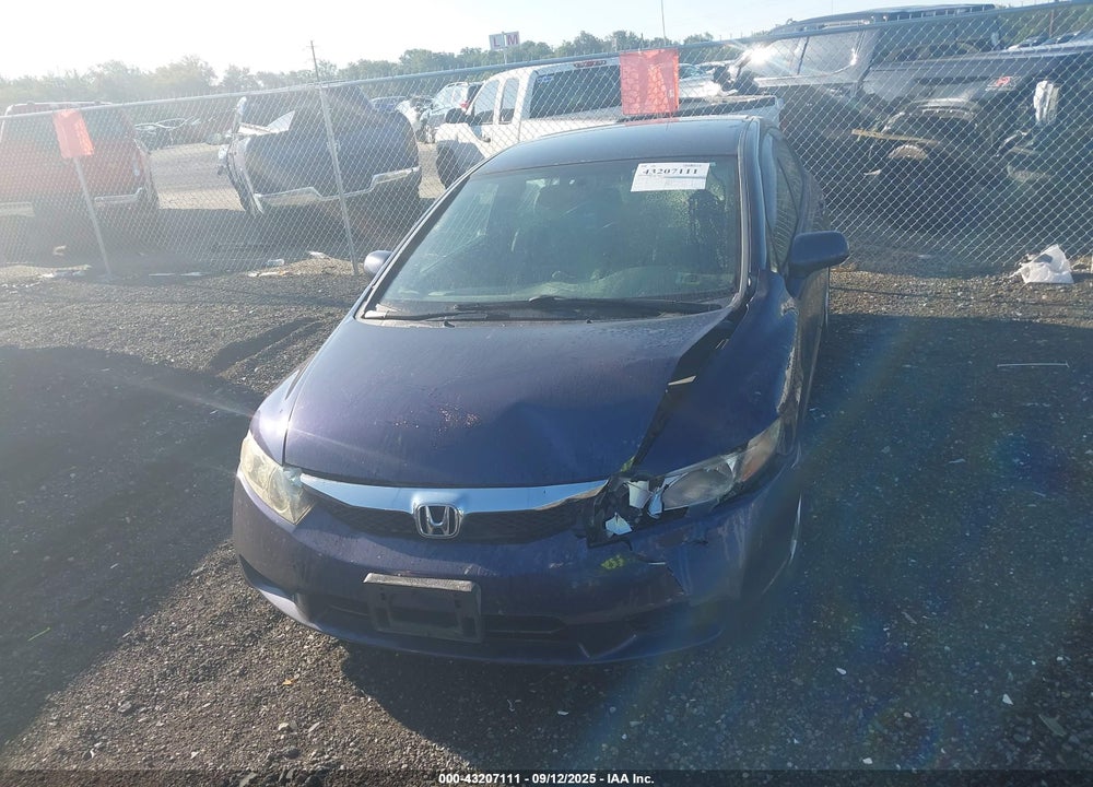 2010 HONDA CIVIC LX VIN: 2HGFA1F50AH573110
