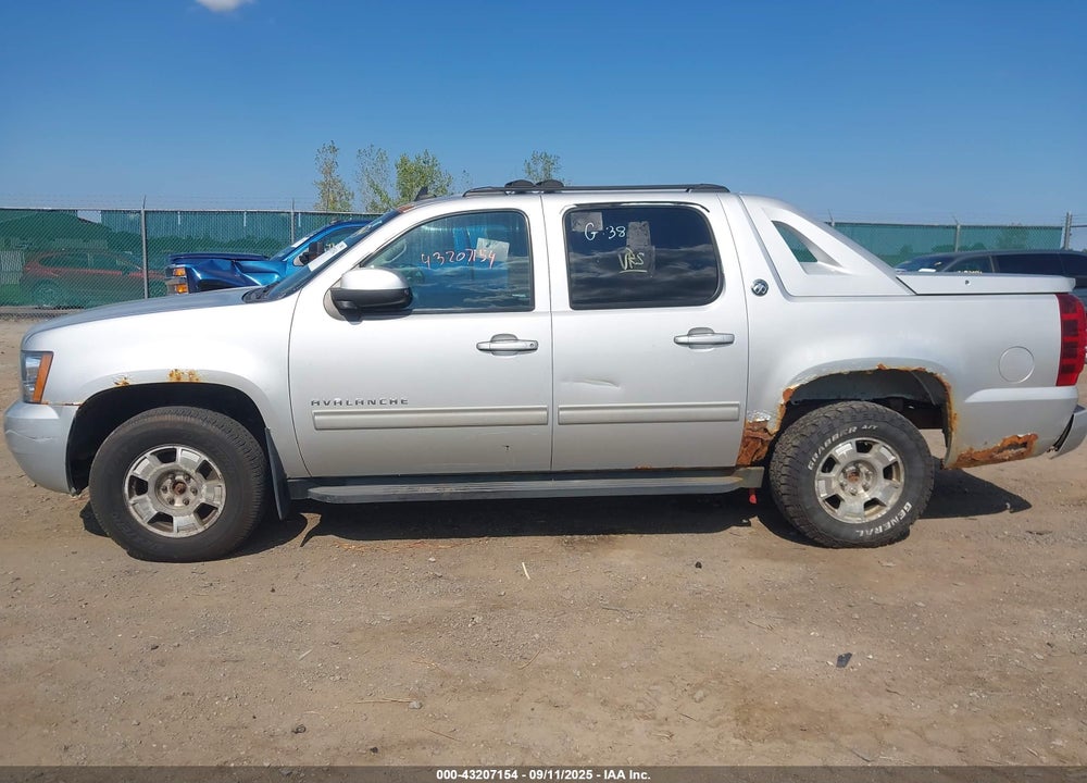 2013 CHEVROLET AVALANCHE LS VIN: 3GNTKEE78DG190925