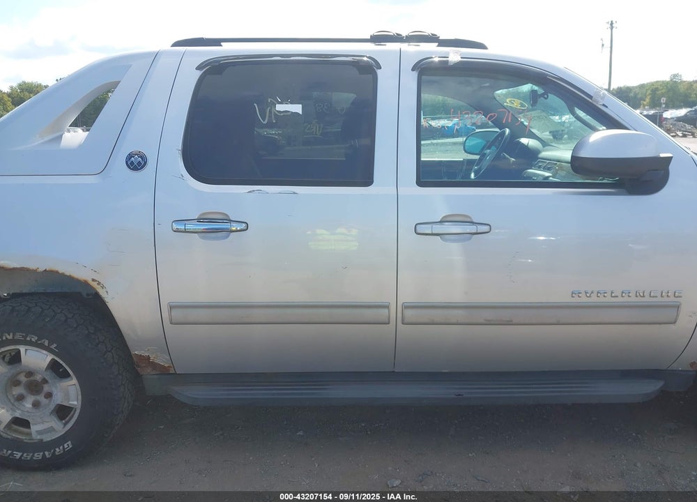 2013 CHEVROLET AVALANCHE LS VIN: 3GNTKEE78DG190925