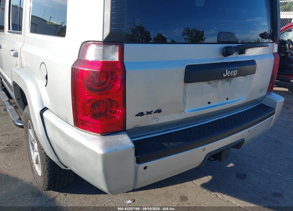 2008 JEEP COMMANDER SPORT VIN: 1J8HG48N58C191617