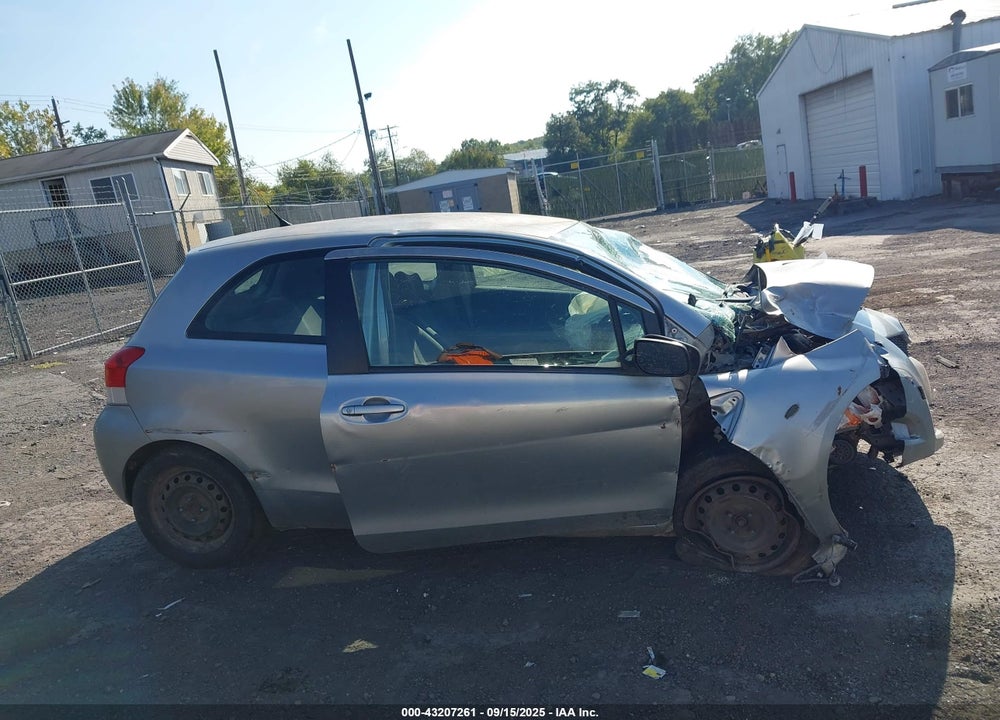 2009 TOYOTA YARIS VIN: JTDJT903795242844