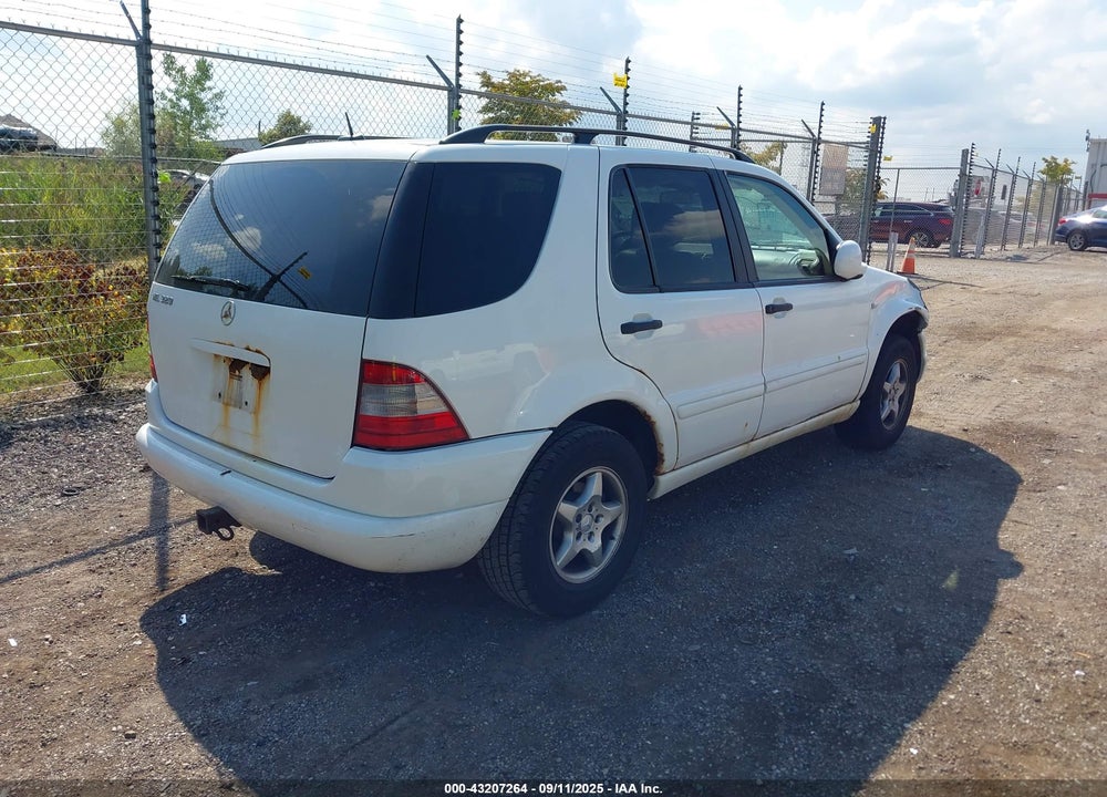 2001 MERCEDES-BENZ ML 320 VIN: 4JGAB54E11A287423